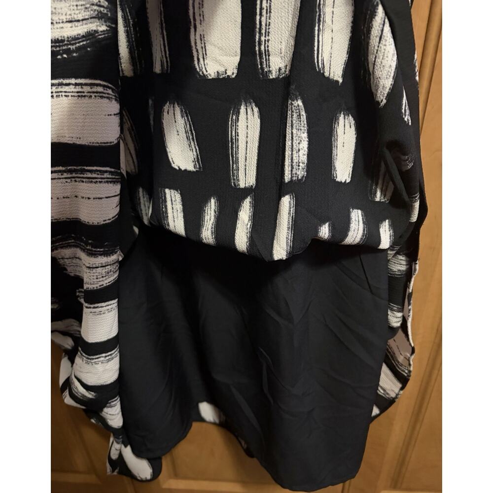 Maggy London Black White Abstract Sheath Mock Neck Knee Chiffon Dress 4 - Picture 4 of 6